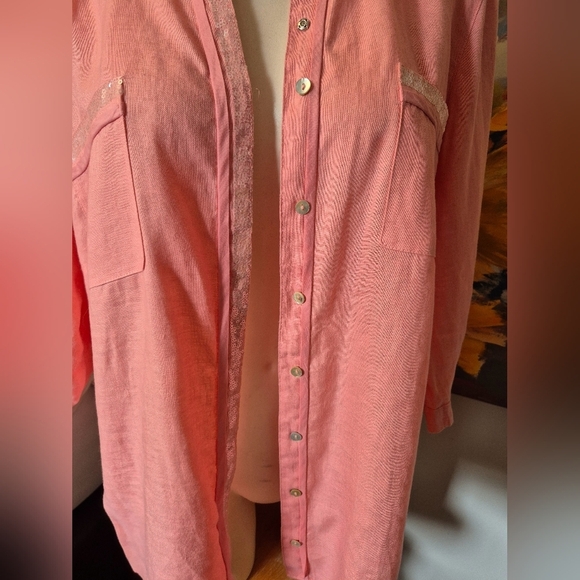 Salmon Button-Up Tunic Blouse With Delicate Accents Xl - Picture 5 of 16